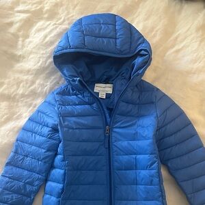 amazon essentials Blue Kids Puffer Jacket xs size 4-5 boy or girl
